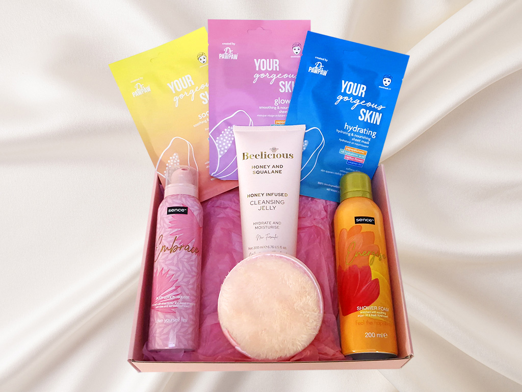Embrace & Energise Pamper Box